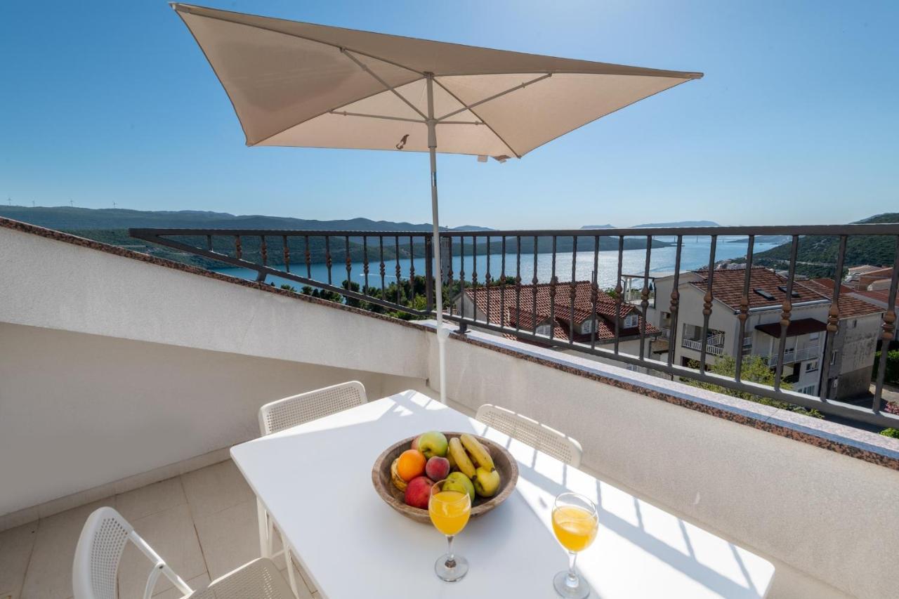 Apartment Familia Neum Exterior photo