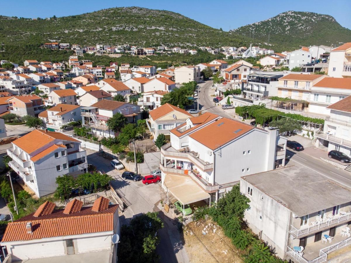 Apartment Familia Neum Exterior photo
