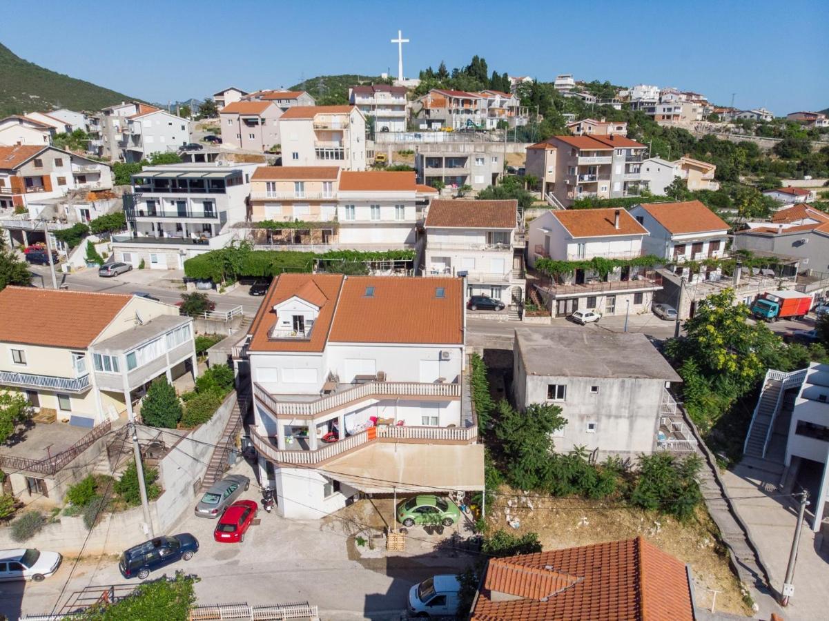Apartment Familia Neum Exterior photo